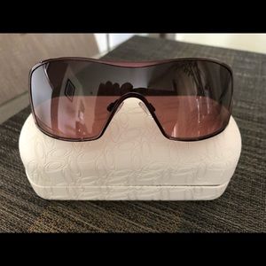 Oakley Woman’s Sunglasses